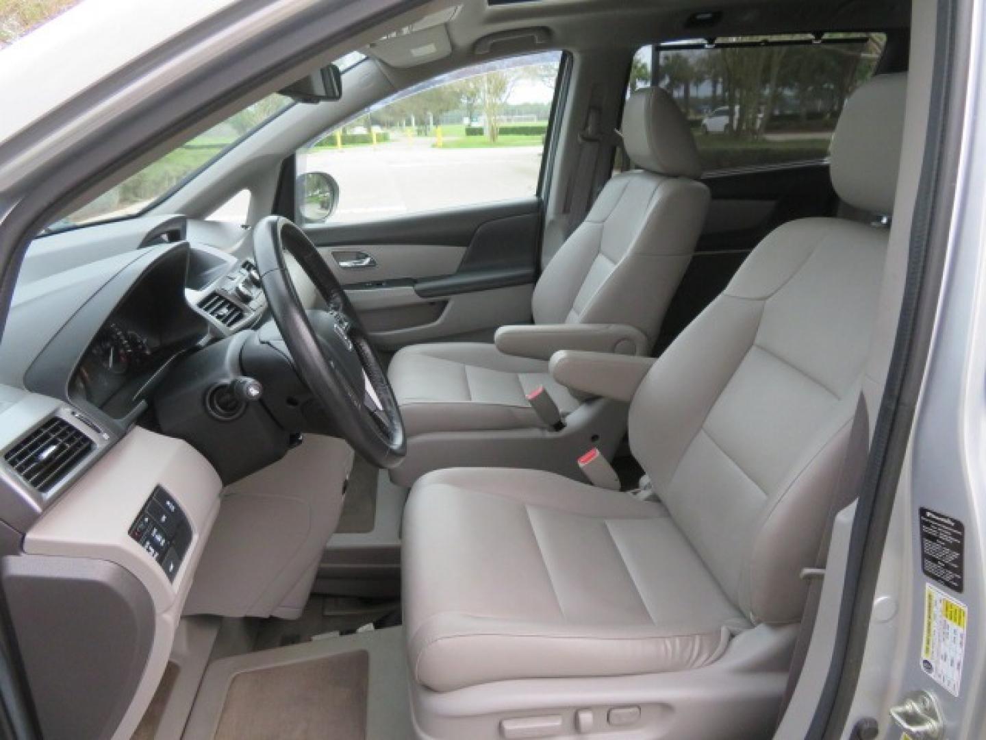 2014 Silver /GRAY Honda Odyssey EX-L (5FNRL5H68EB) with an 3.5L V6 SOHC 24V engine, 6-Speed Automatic transmission, located at 4301 Oak Circle #19, Boca Raton, FL, 33431, (954) 561-2499, 26.388861, -80.084038 - You are looking at Gorgeous Low Mileage 2014 Honda Odyssey EX-L Braunability Freedom Van Handicap Van Wheelchair Van Conversion Van with 25K Original Miles, Power Side Entry Ramp with Kneeling Van Function, Passenger Side Quick Lock System (same as ez lock), Quick Release Front Seats, Tie Down Syste - Photo#39